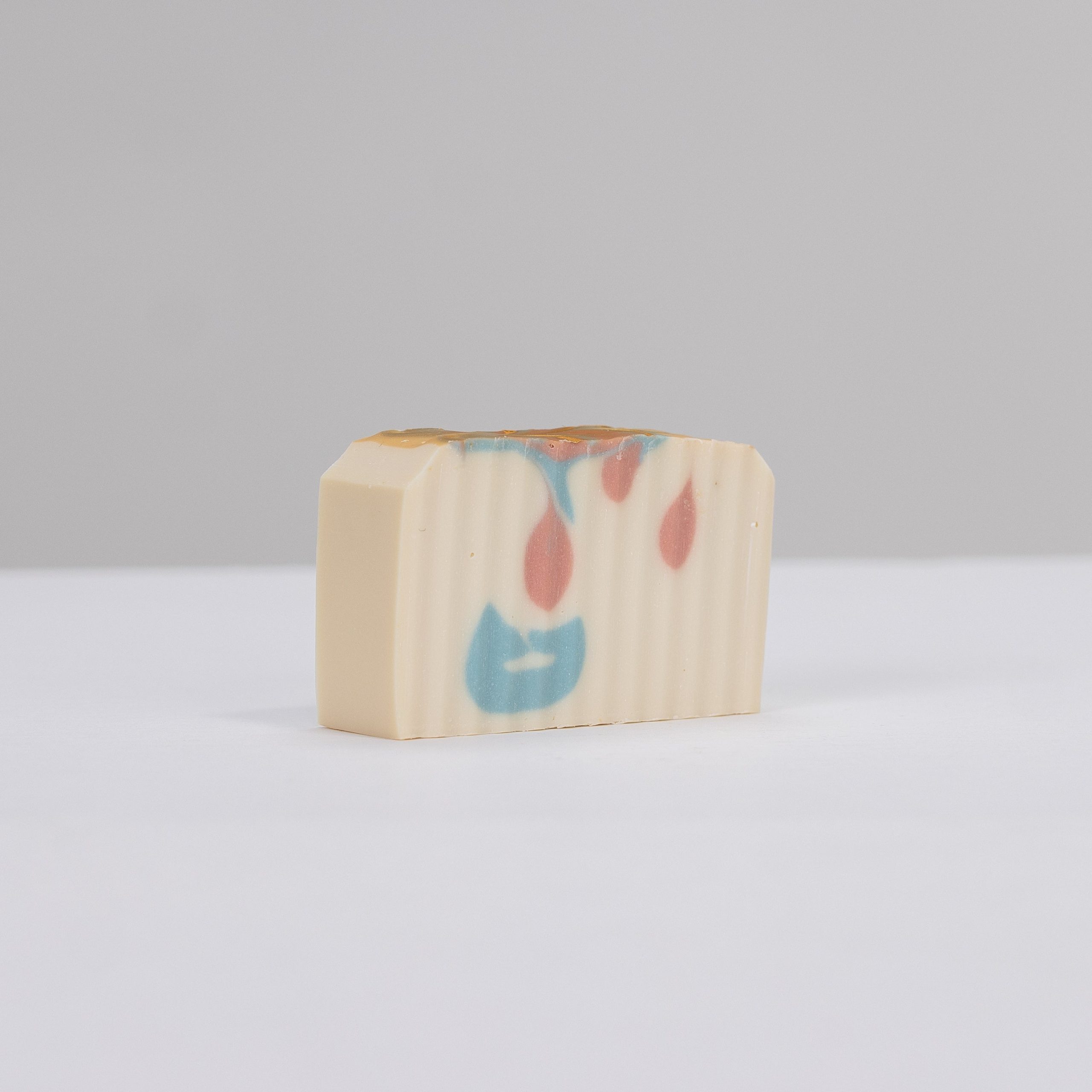 Sunkissed Getaway Shea Butter Soap - Image 5